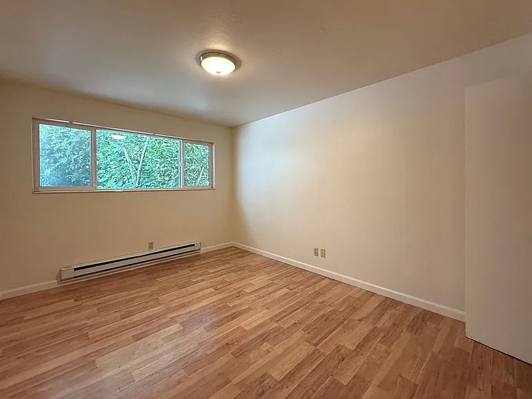 3837 Woodland Park Ave N #3831 — Photo 10
