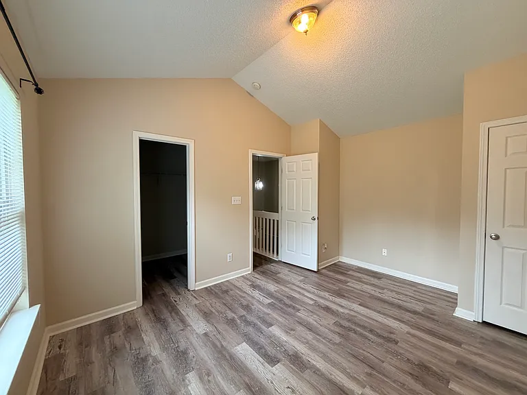 210 Bridford Downs Dr — Photo 28