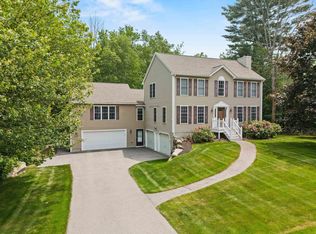 55 Autumn Run, Hooksett, NH 03106