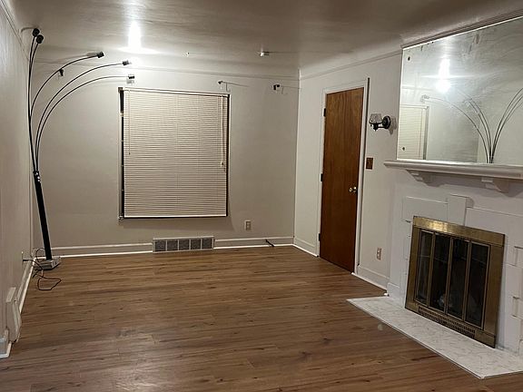 2nd image of 9411 Somerset Ave