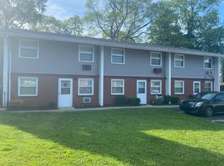 401 Moon Clinton Rd APT 20, Moon Township, PA 15108