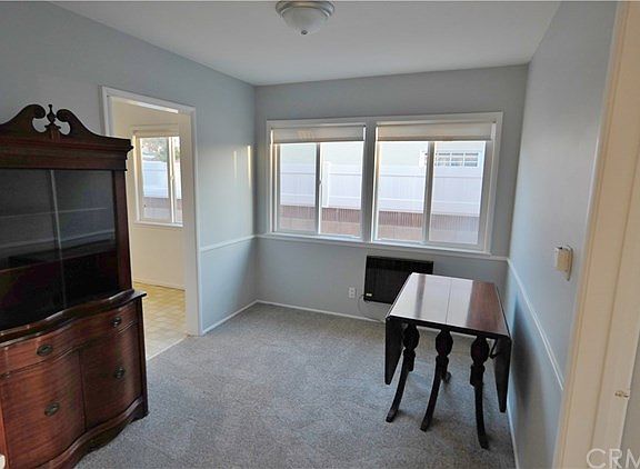3rd image of 4538 Coldbrook Ave