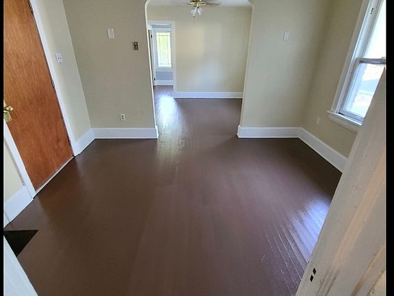 2nd image of 286 W Miller Ave #4