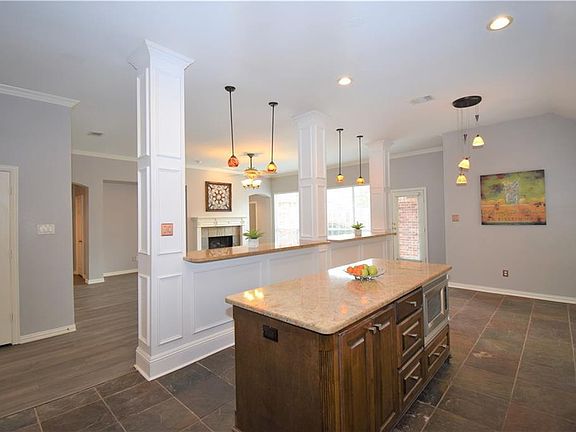 3rd image of 3409 San Patricio Dr