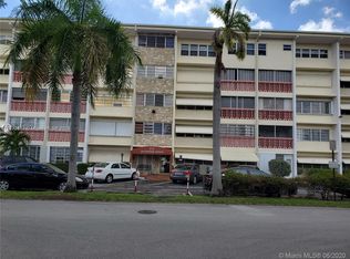 215 SE 3rd Ave APT 208D, Hallandale Beach, FL 33009
