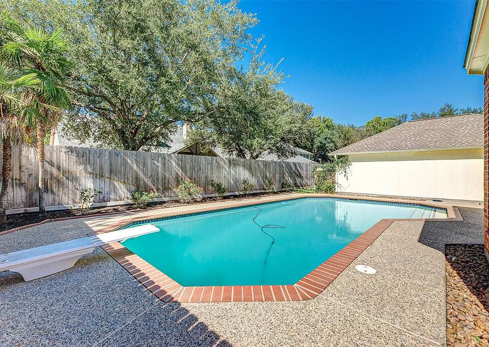 1st image of 4206 Stonecroft Cir