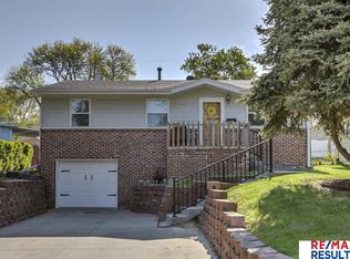 7205 S 40th St, Omaha, NE 68147