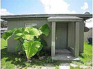 4th image of 920 NW 96th St #B