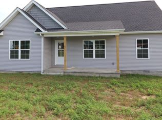 10172 Galen Rd, Lafayette, TN 37083