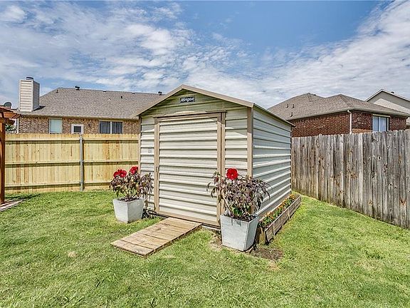 5th image of 1249 Rosewood Ct
