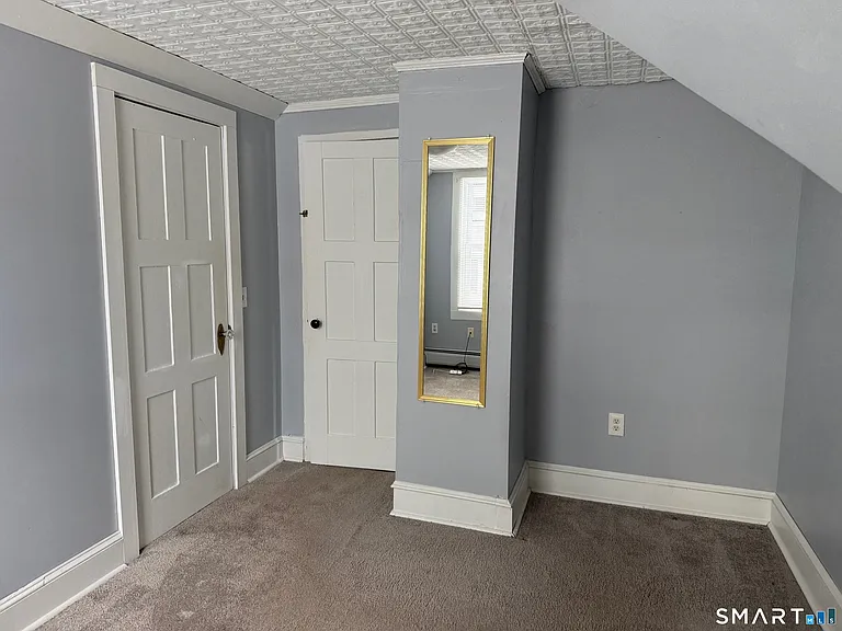 12 Hillcrest Ave W #3 — Photo 14