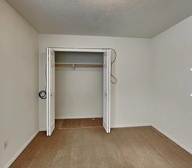 N 18 E — Photo 8