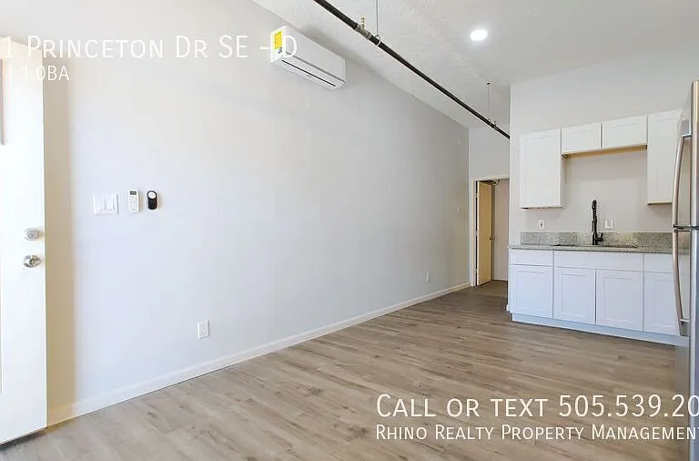 501 Princeton Dr SE #D — Photo 2
