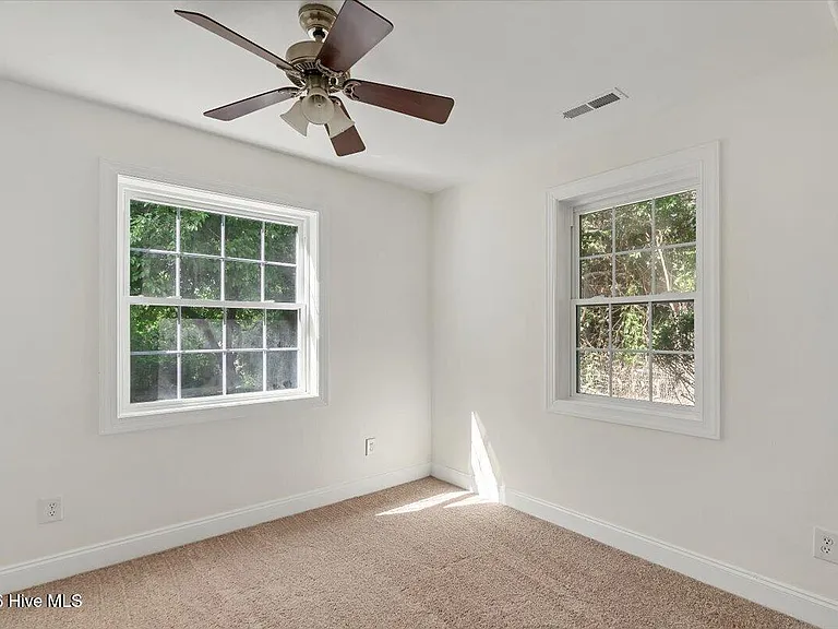 430 N Ridge St — Photo 45