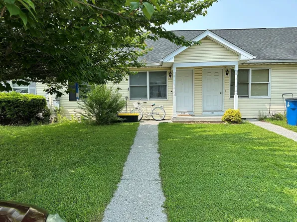 309 Emily Ln, Winchester, VA