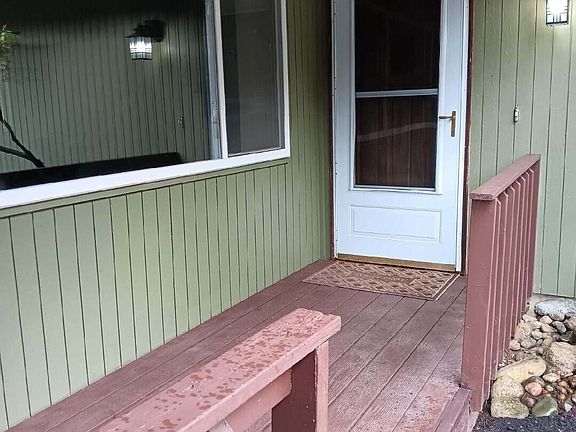 3rd image of 4326 Glen Terra Drive SE