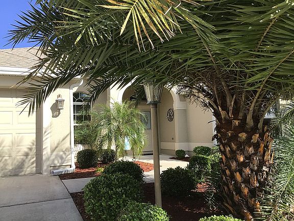 2nd image of 2405 Gatsby Ln