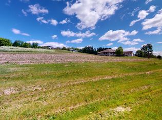 21561 Wolfe Run Ln, Galesville, WI 54630