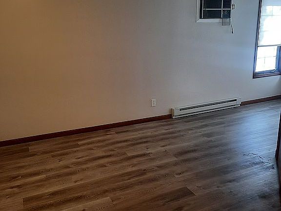 4th image of 288 S Oval Dr #4SOE