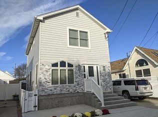 (Undisclosed Address), Point Lookout, NY 11569