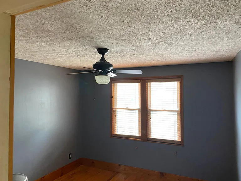 4301 Barker Ave — Photo 14