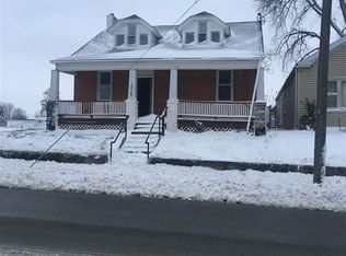 1016 Chestnut St, Quincy, IL 62301