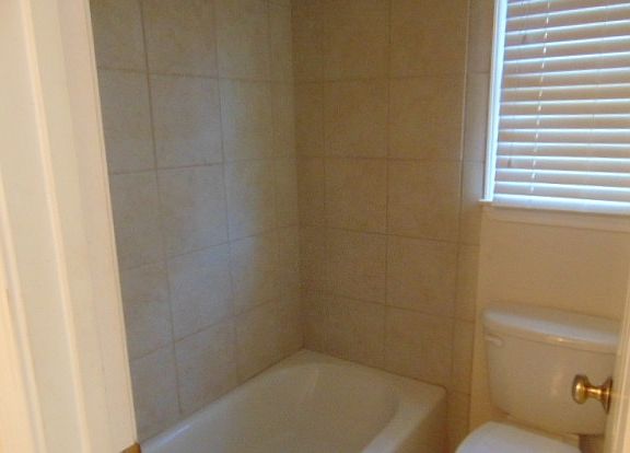 5th image of 12002 Olden Ct