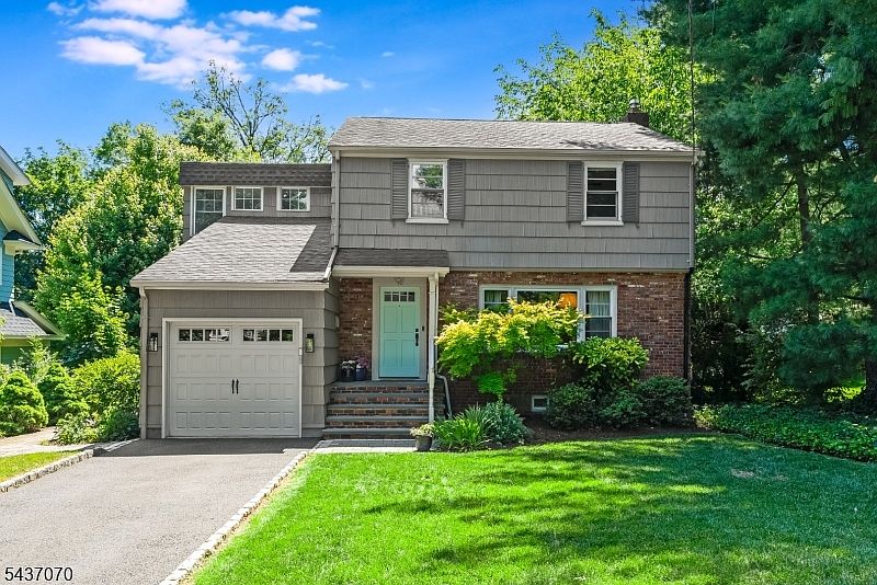 1st image of 40 Collinwood Rd