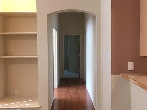 5th image of 348 Kirby Dr