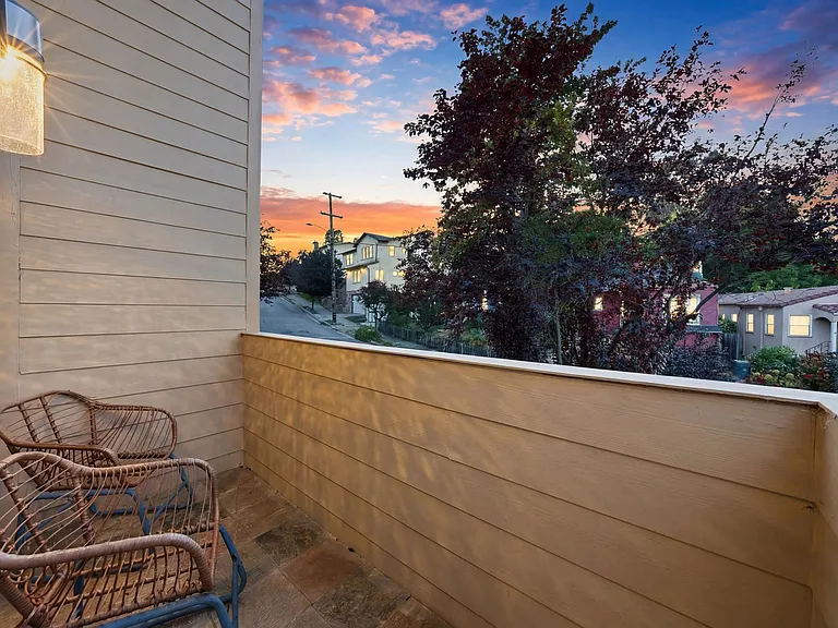 3426 Pierson St — Photo 62
