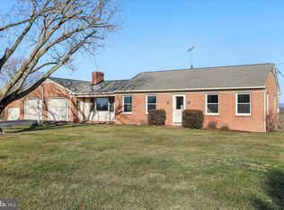 13728 Broadfording Church Rd, Hagerstown, MD 21740