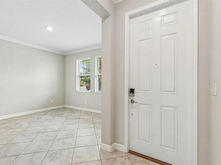 25057 Lambrusco Loop — Photo 6