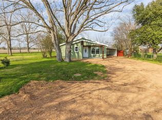 4012 W State Highway 71, La Grange, TX 78945