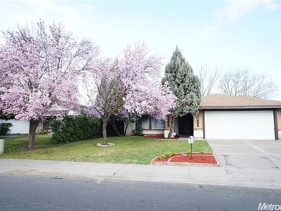 2nd image of 7959 Deer Creek Dr
