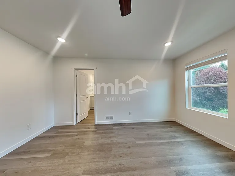 5213 Turnstone St SE — Photo 9