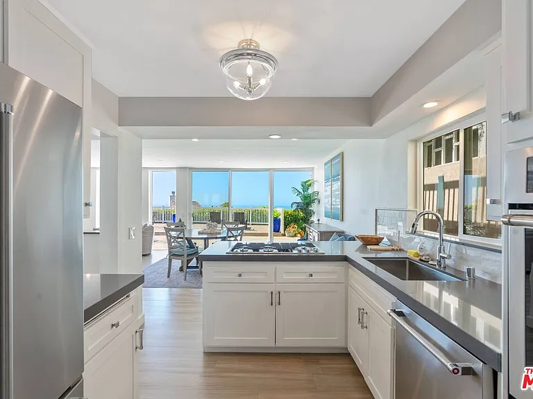 31518 Broad Beach Rd — Photo 13