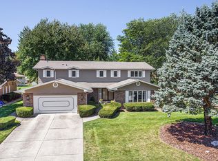 12412 S Cheyenne Dr, Palos Heights, IL 60463