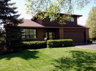1051 Valley View Dr, Downers Grove, IL 60516