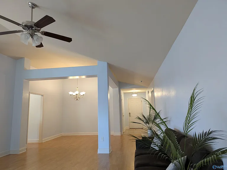 102 Acacia Trail Dr — Photo 10