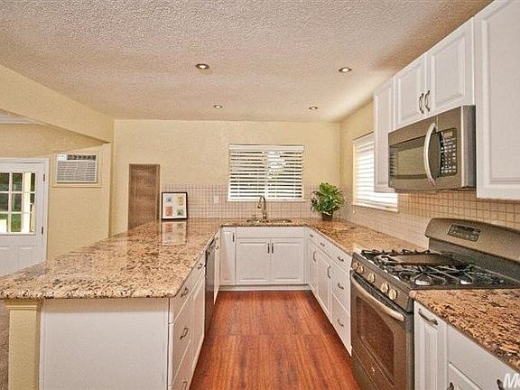 5th image of 5806 N McAllen Dr