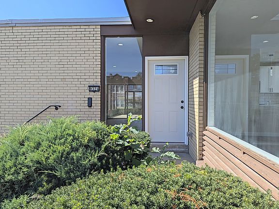 3rd image of 9324 S Forest Ave
