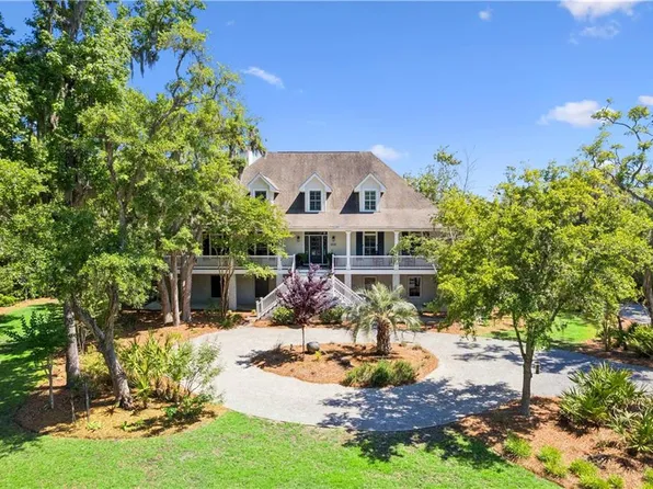 108 Jones Creek Dr, Saint Simons Island, GA 31522