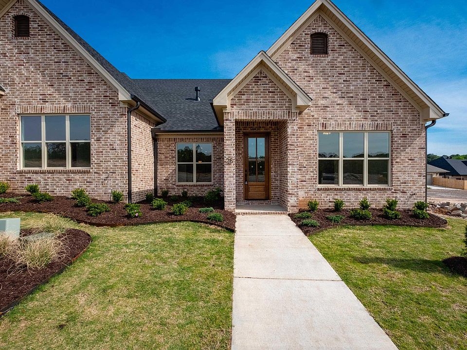 1st image of 28 Driftwood Ln