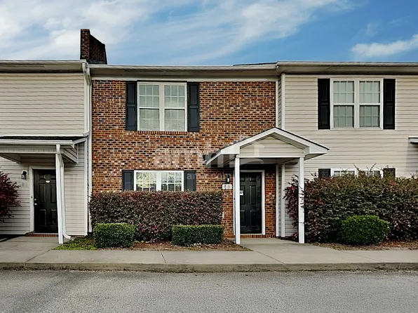 59 Wolf Creek Ln, Lillington, NC 27546