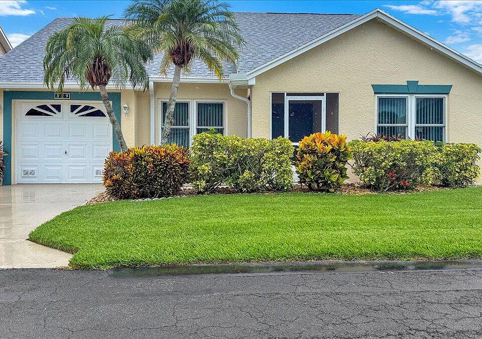1st image of 329 NW Tuscany Court