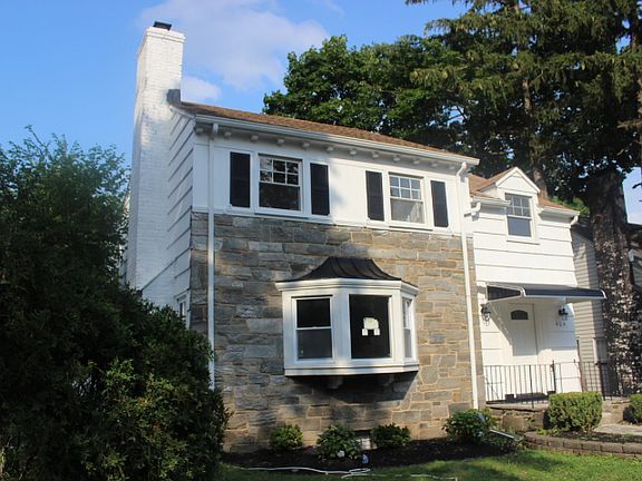 2nd image of 404 Elmwood Ave