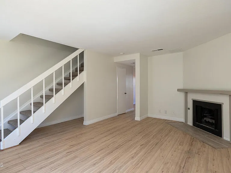 4939 Nautilus St #C — Photo 7