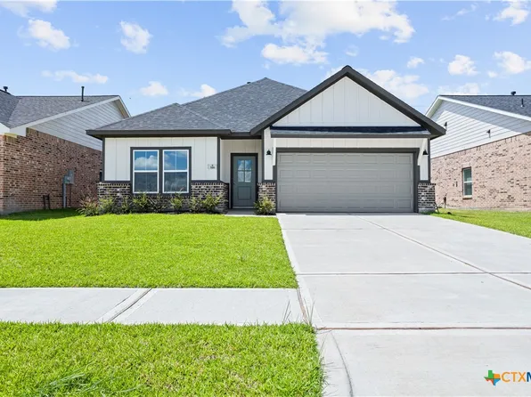 316 Cardinal Dr, Port Lavaca, TX 77979