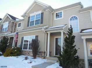 210 Silk Dr, West Reading, PA 19611