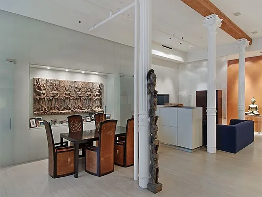 Sold by Sotheby's International Realty | media 40